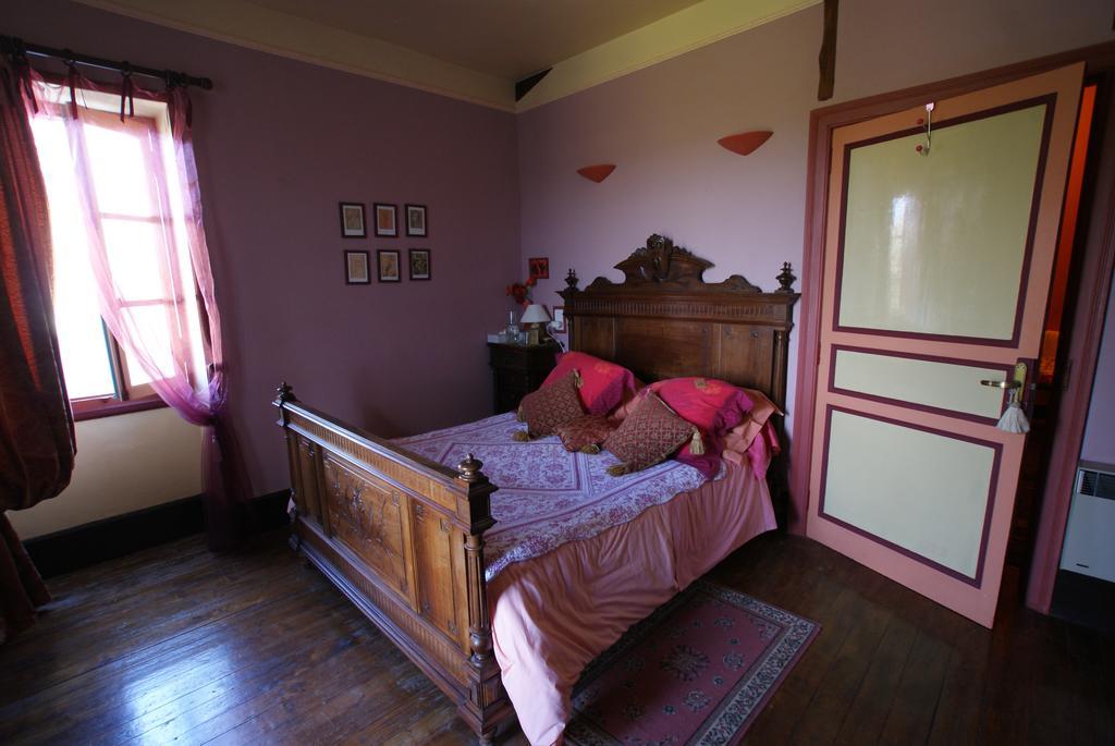 Les Chimeres Puylaroque Habitación foto